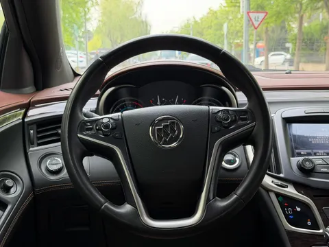 Buick LaCrosse