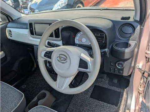 Daihatsu Mira Tocot