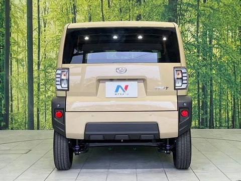 Daihatsu Taft