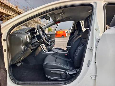 Kia Cerato (K3)