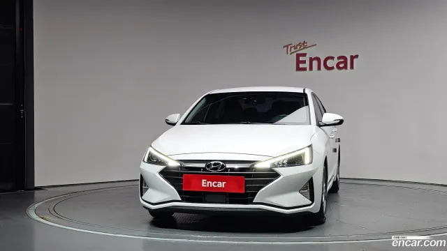 Hyundai Elantra (Avante)