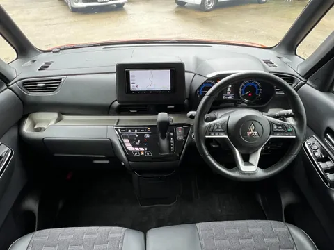 Mitsubishi Delica Mini