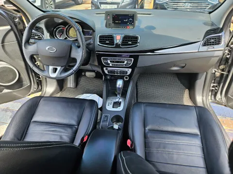 Renault SM3