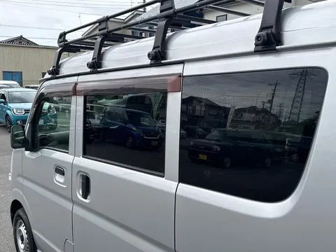 Mitsubishi Minicab Van
