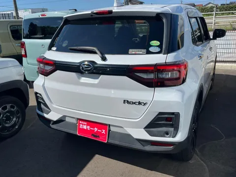 Daihatsu Rocky