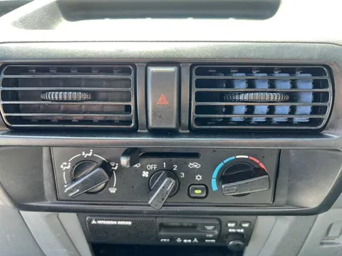 Mitsubishi Minicab Truck
