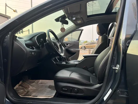 Chevrolet Malibu XL