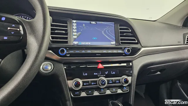 Hyundai Elantra (Avante)