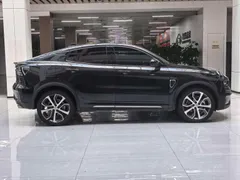 Lynk & Co 05