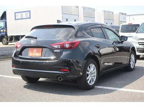 Mazda Axela Sport