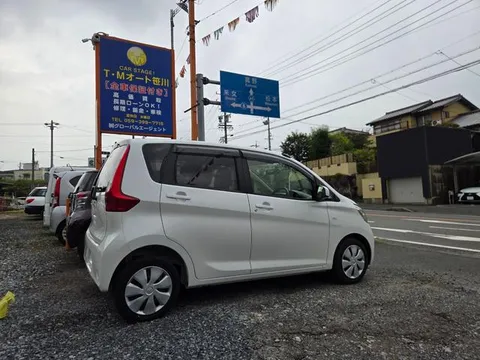 Mitsubishi eK Wagon