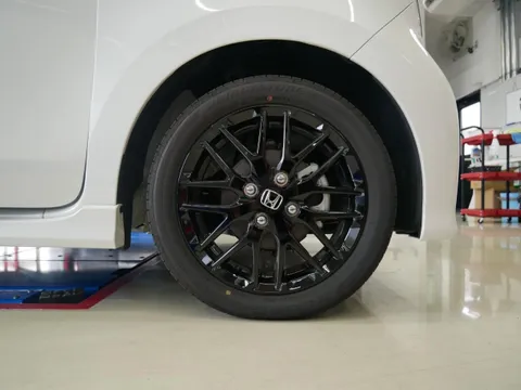 Honda N-WGN Custom