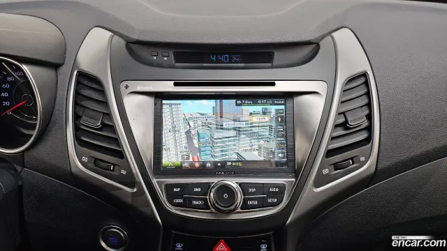 Hyundai Elantra (Avante)