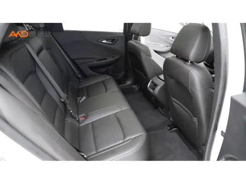 Chevrolet Malibu XL