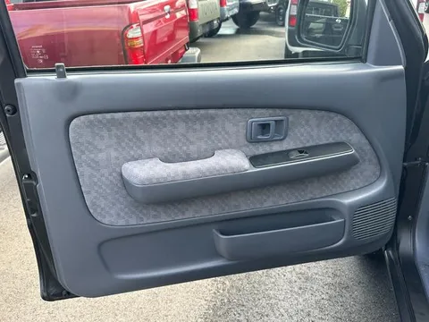 Toyota Hilux Sports Pick Up