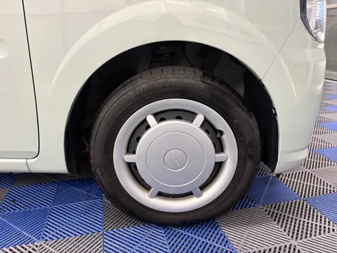 Daihatsu Mira Tocot