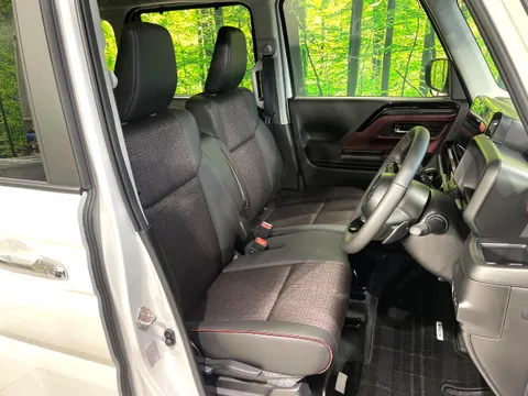 Suzuki Spacia Custom