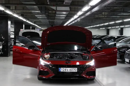 Hyundai Elantra (Avante)