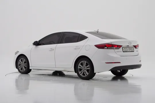 Hyundai Elantra (Avante)