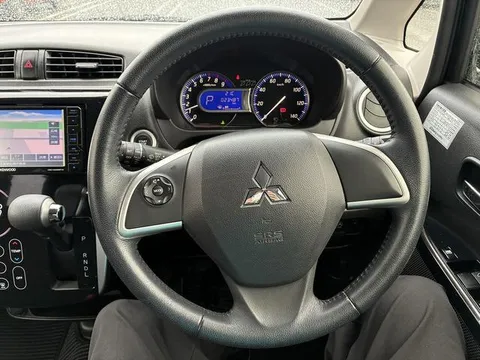 Mitsubishi eK Custom