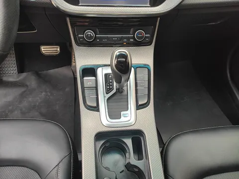 Geely Emgrand GS
