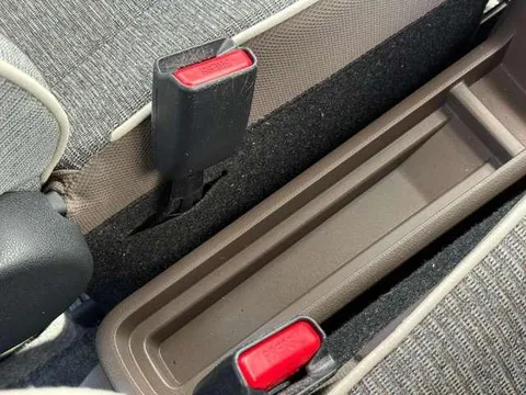 Daihatsu Mira Tocot