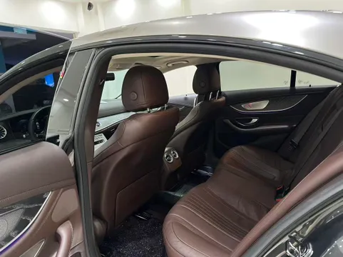 Mercedes-Benz Mercedes-Benz CLS