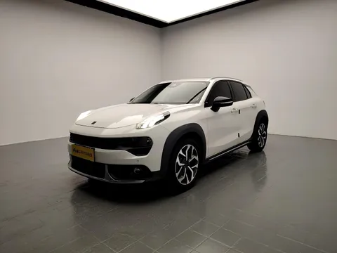 Lynk & Co 02