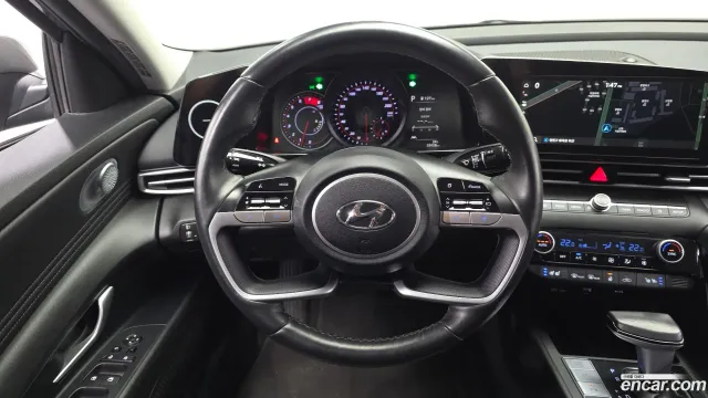 Hyundai Elantra (Avante)