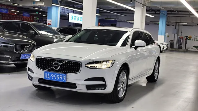 Volvo V90