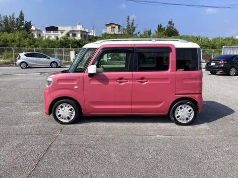 Suzuki Spacia