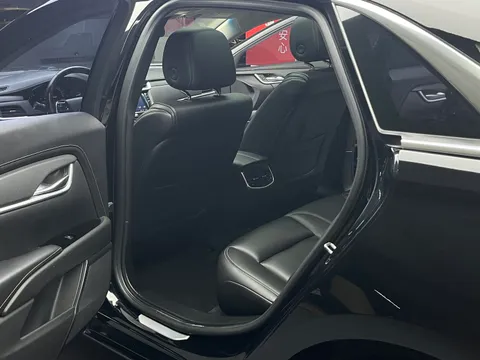 Cadillac XTS