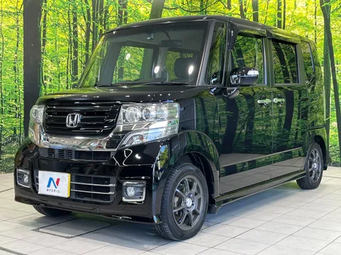 Honda N-BOX Custom