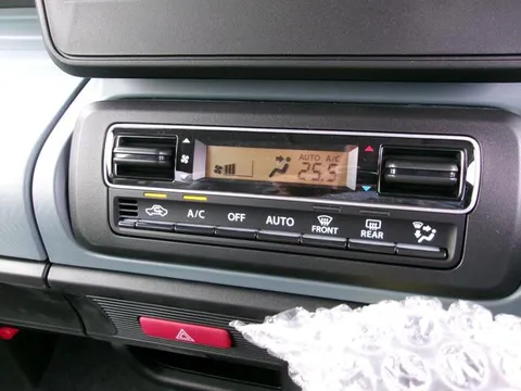 Suzuki Spacia Base