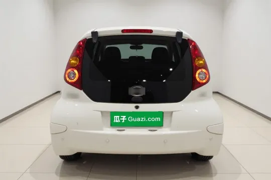 BYD F0