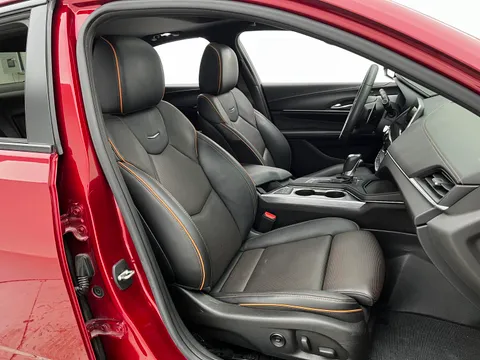 Cadillac CT4