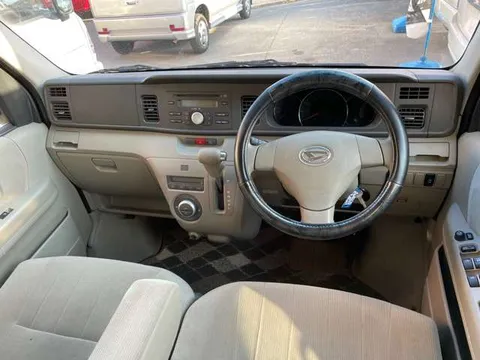 Daihatsu Atrai Wagon