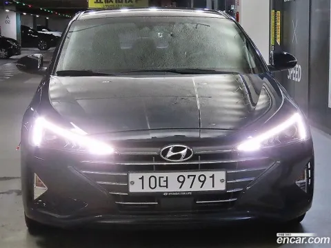 Hyundai Elantra (Avante)