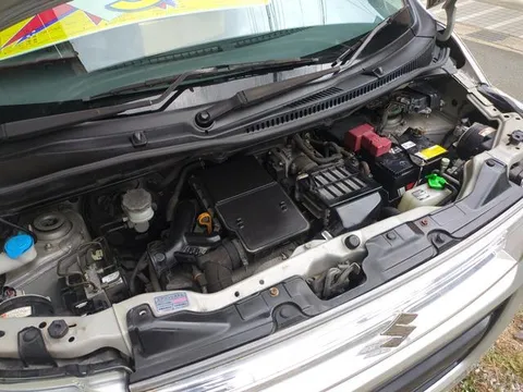 Suzuki Wagon R Stingray