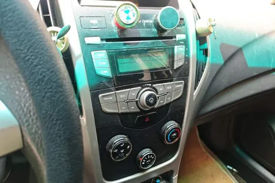 BYD F3