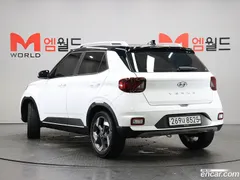 Hyundai Venue