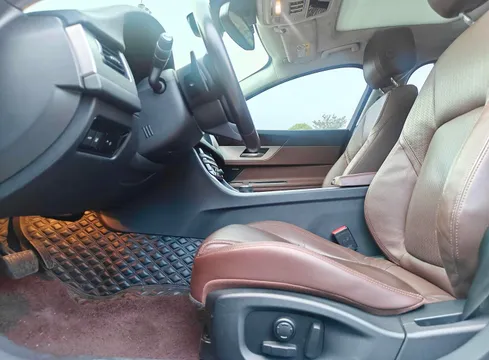 Jaguar XFL
