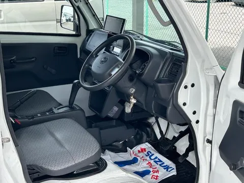 Nissan Clipper Truck