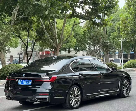 BMW 7-Series