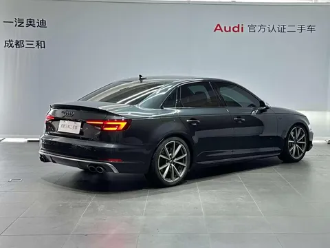 Audi S4