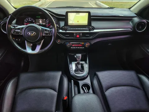 Kia Cerato (K3)