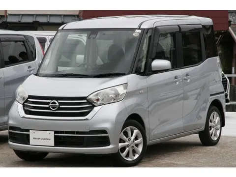 Nissan Dayz Roox