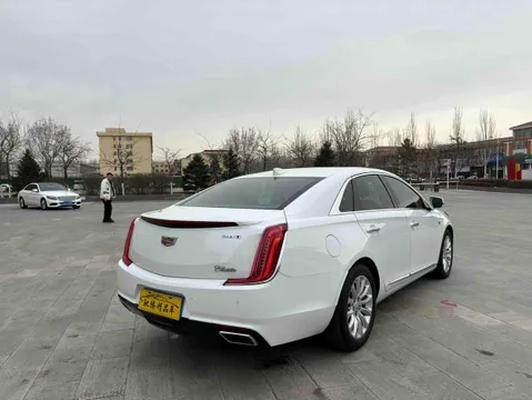 Cadillac XTS