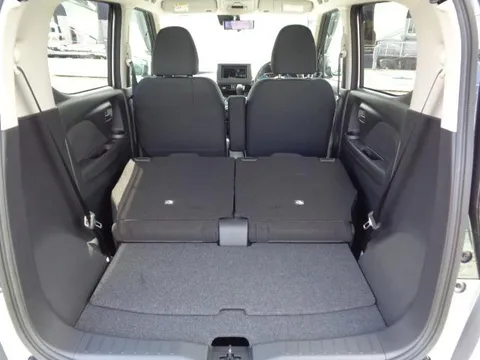 Mitsubishi eK X