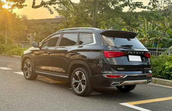 Jetour X90